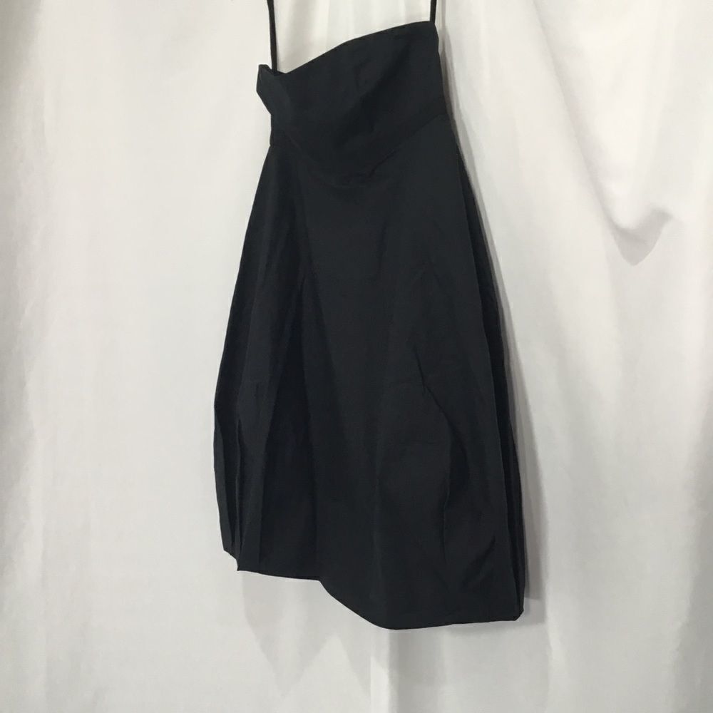 Gap Strapless Mini (H11) - Picture 2 of 8